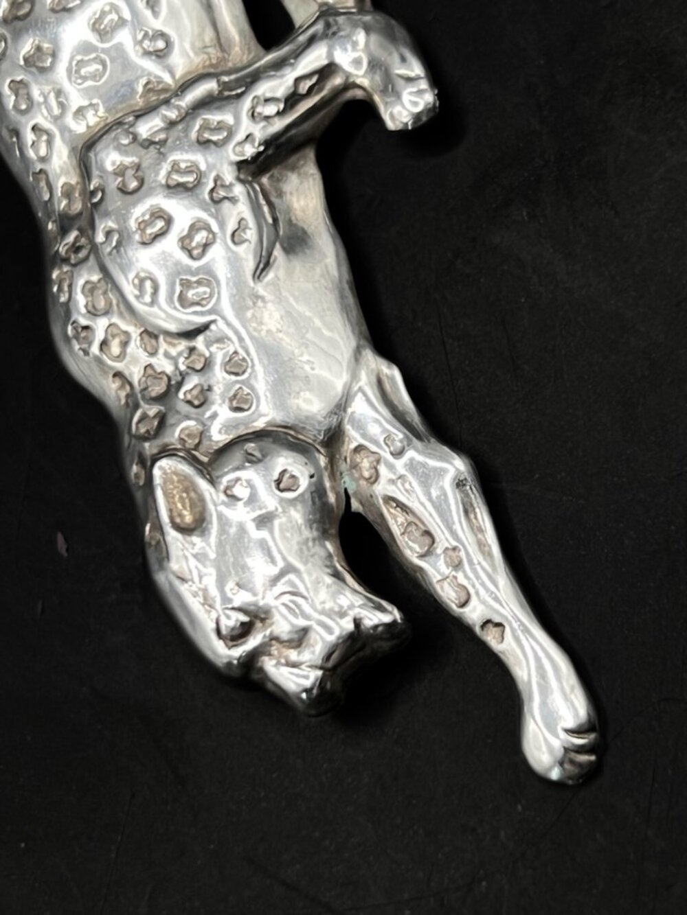 Vintage Hammered Sterling Silver Panther or Leopard Brooch 1970s - Picture 6 of 8